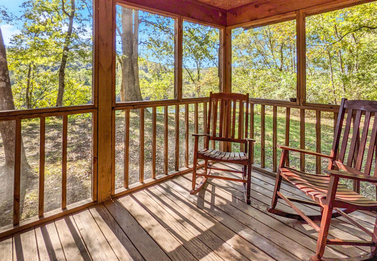 House in Calico Rock - Trail's End ~ Remote Privacy on the River-fiber internet
