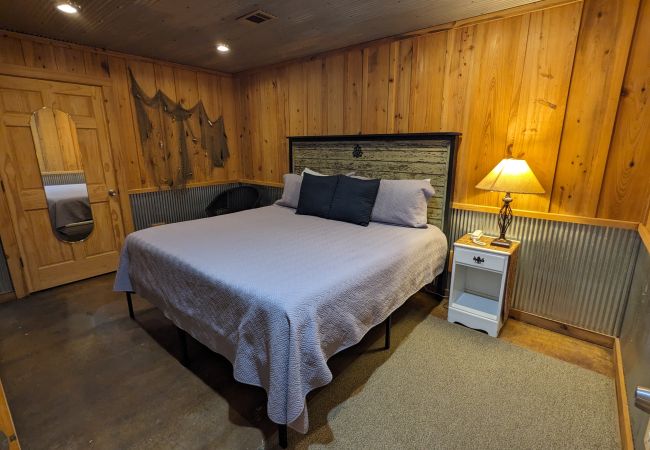 House in Mountain View - Coolwater Comfort ~ on the White River House in Mountain View - Coolwater Comfort ~ on the White River