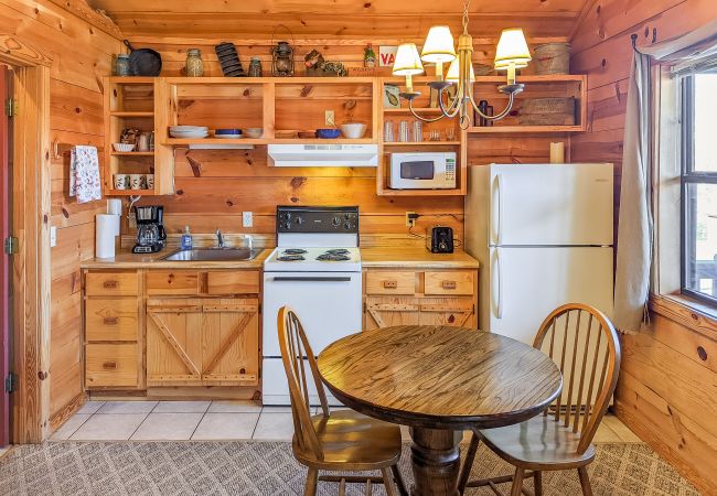 House in Mountain View - #45 Pinewood Wilderness Way House in Mountain View - #45 Pinewood Wilderness Way