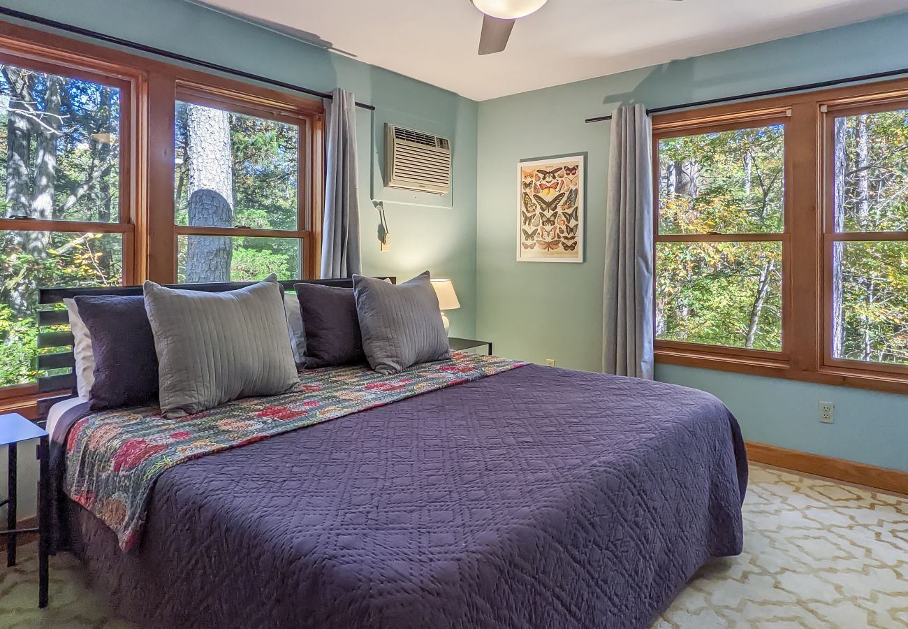House in Mountain View - Little Creek Retreat ~ Absolute Privacy in the woods