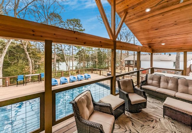 House in Clinton - Choctaw Bay Getaway ~ lakefront + pool