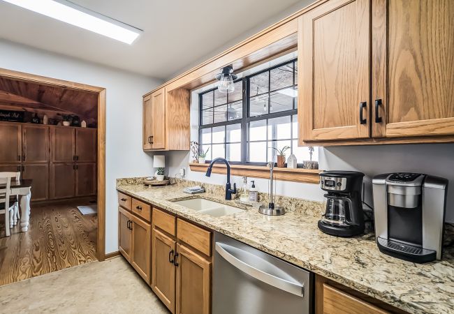 House in Mountain View - Mountainside Nest ~ with amazing views House in Mountain View - Mountainside Nest ~ with amazing views
