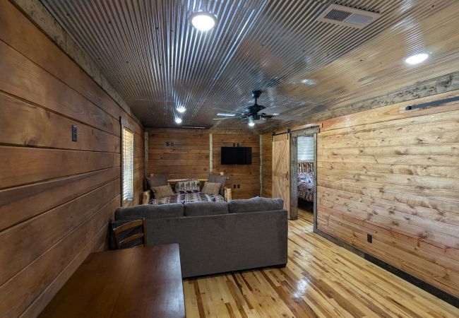 Apartment in Norfork - Red's Landing ~ on the White + Norfork rivers Apartment in Norfork - Red's Landing ~ on the White + Norfork rivers