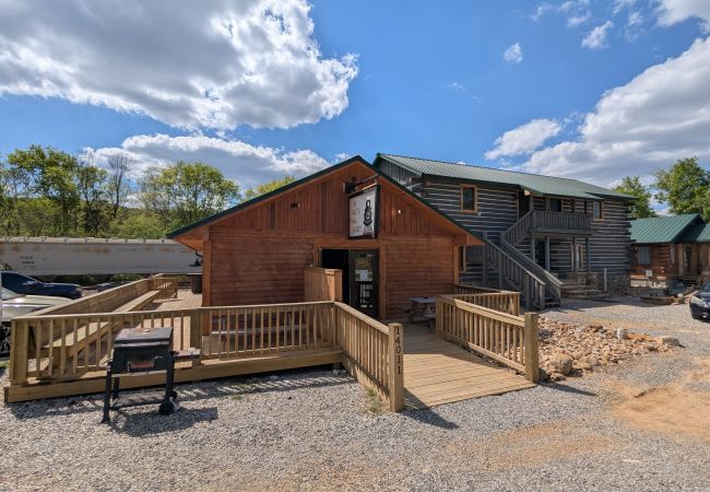 Apartment in Norfork - Red's Landing ~ on the White + Norfork rivers Apartment in Norfork - Red's Landing ~ on the White + Norfork rivers